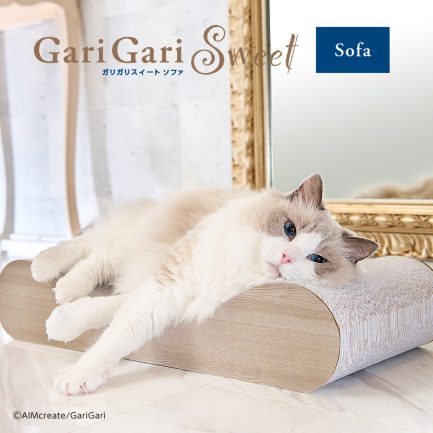 日本 GariGari Sofa Wide系列瓦通紙枕頭貓抓板(内含貓草)60x34x14cm